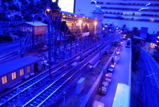 P1370911800x600