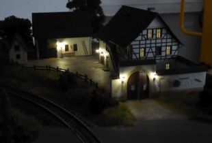 P1120192800x600