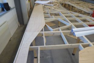 P1130041800x600