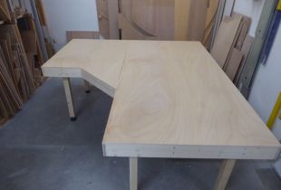 P1130631800x600