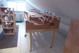 P1170446800x600