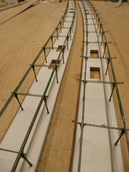 P1300661800x600