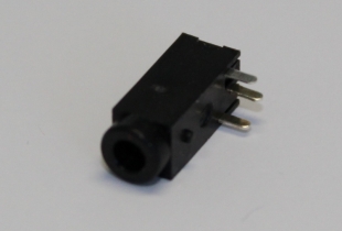 3110 Ladebuchse